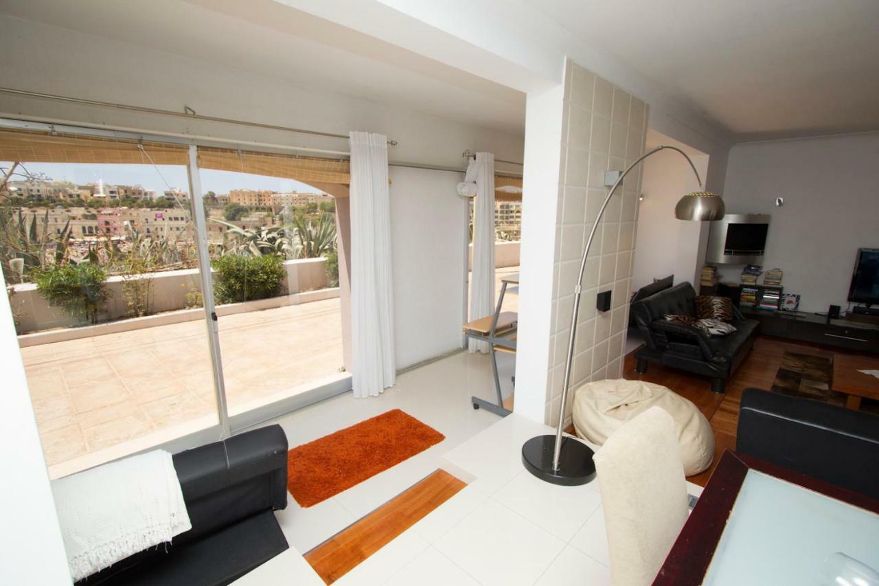 Sands Appartement San Ġiljan